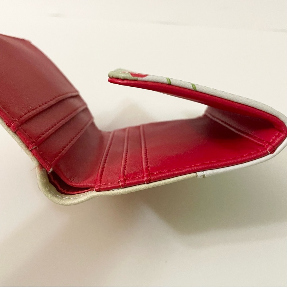 Loungefly Strawberry Shortcake Trifold Wallet - Picture 12 of 16